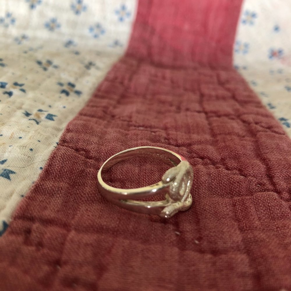 Sterling Silver Initial Q Ring Size 7 - image 4